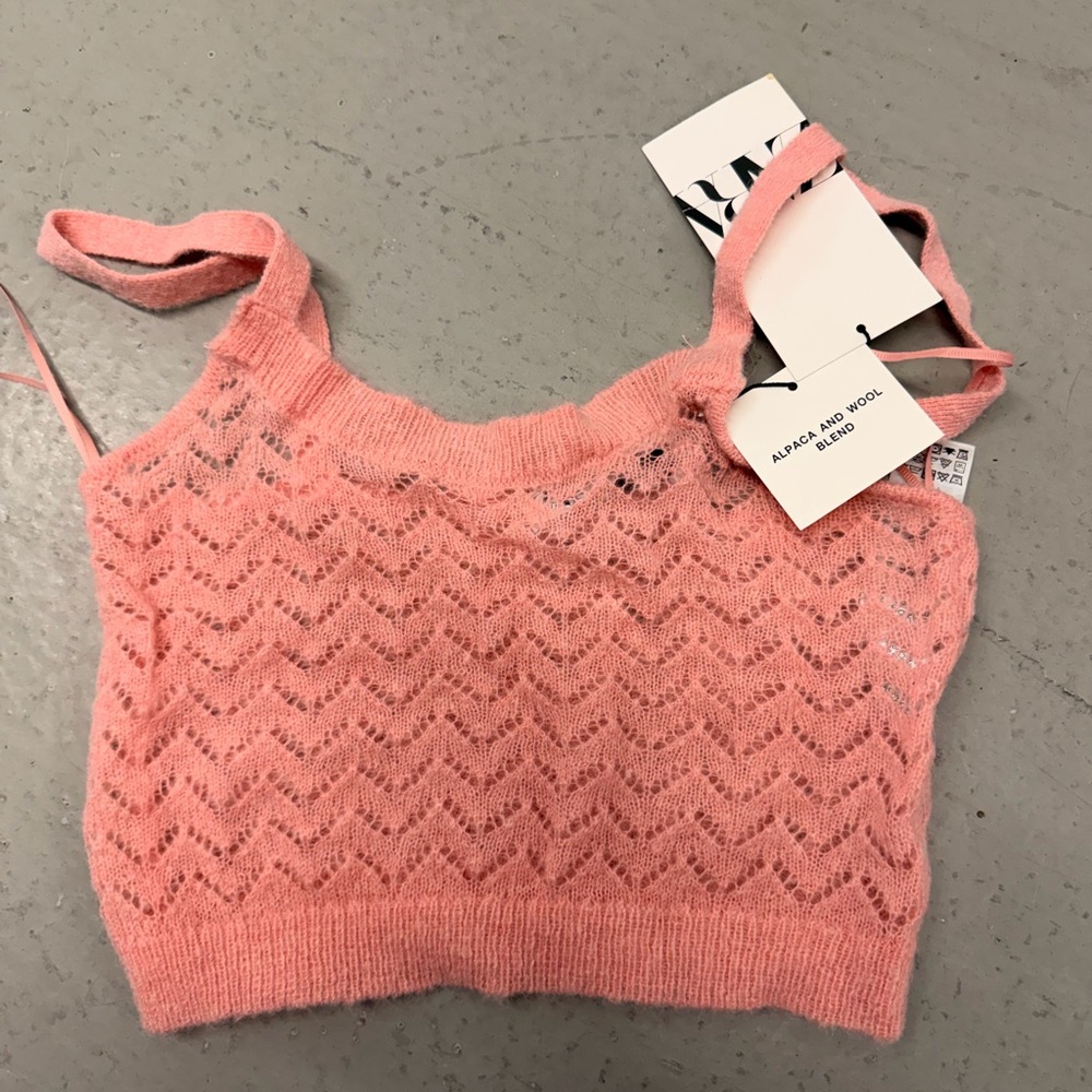 NWT women’s s alpaca wool blend Pink Knit Crop Top